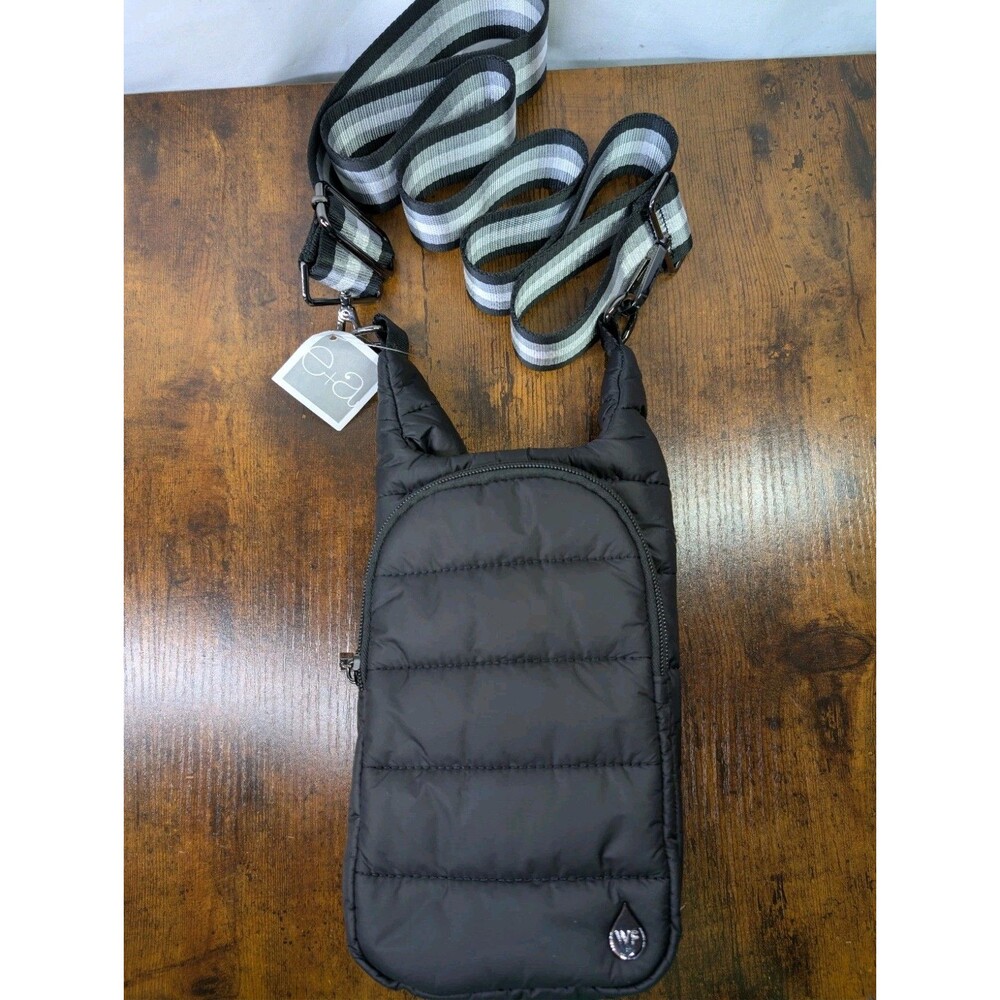 WanderFull Black Hydro Bag w Striped Matching Strap Holds Water Bottle New